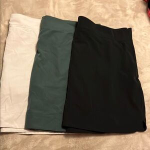 32 Degrees Skorts- lot of 3